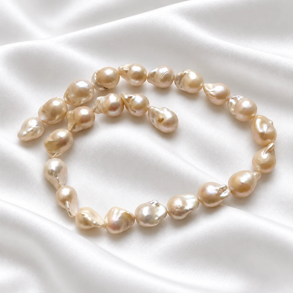 Fresh Water Light Peach Baroque Shape AA Lustre Pearl | 11 x 12 mm
