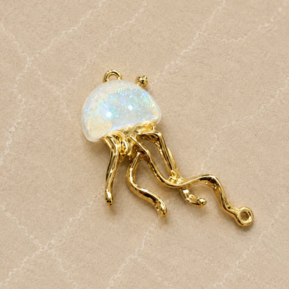 Zinc Alloy | 2.2x4.3 cm | Jellyfish Shaped Pendant