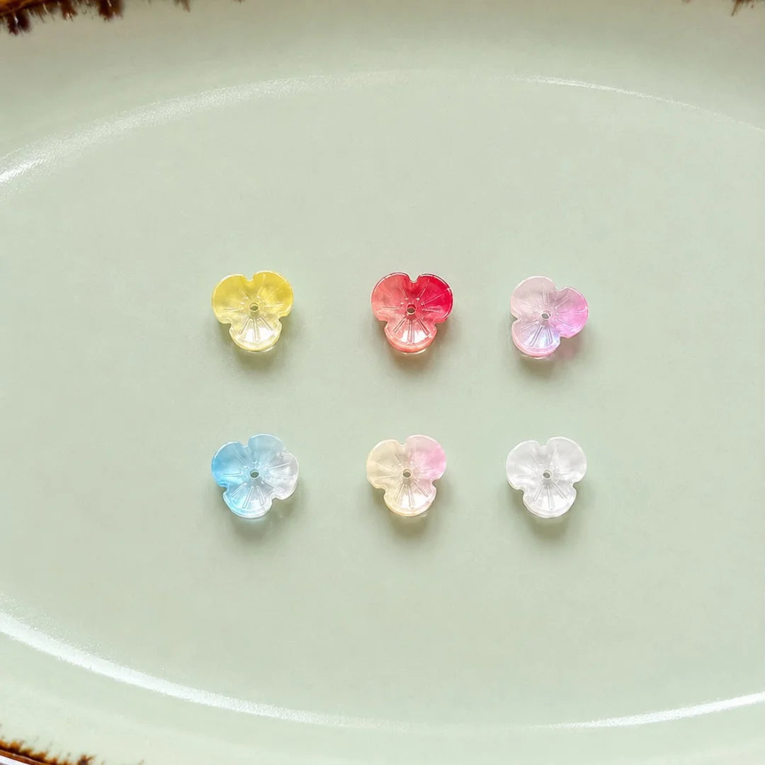 Gradient Three Petal Cherry Blossom Glass Beads