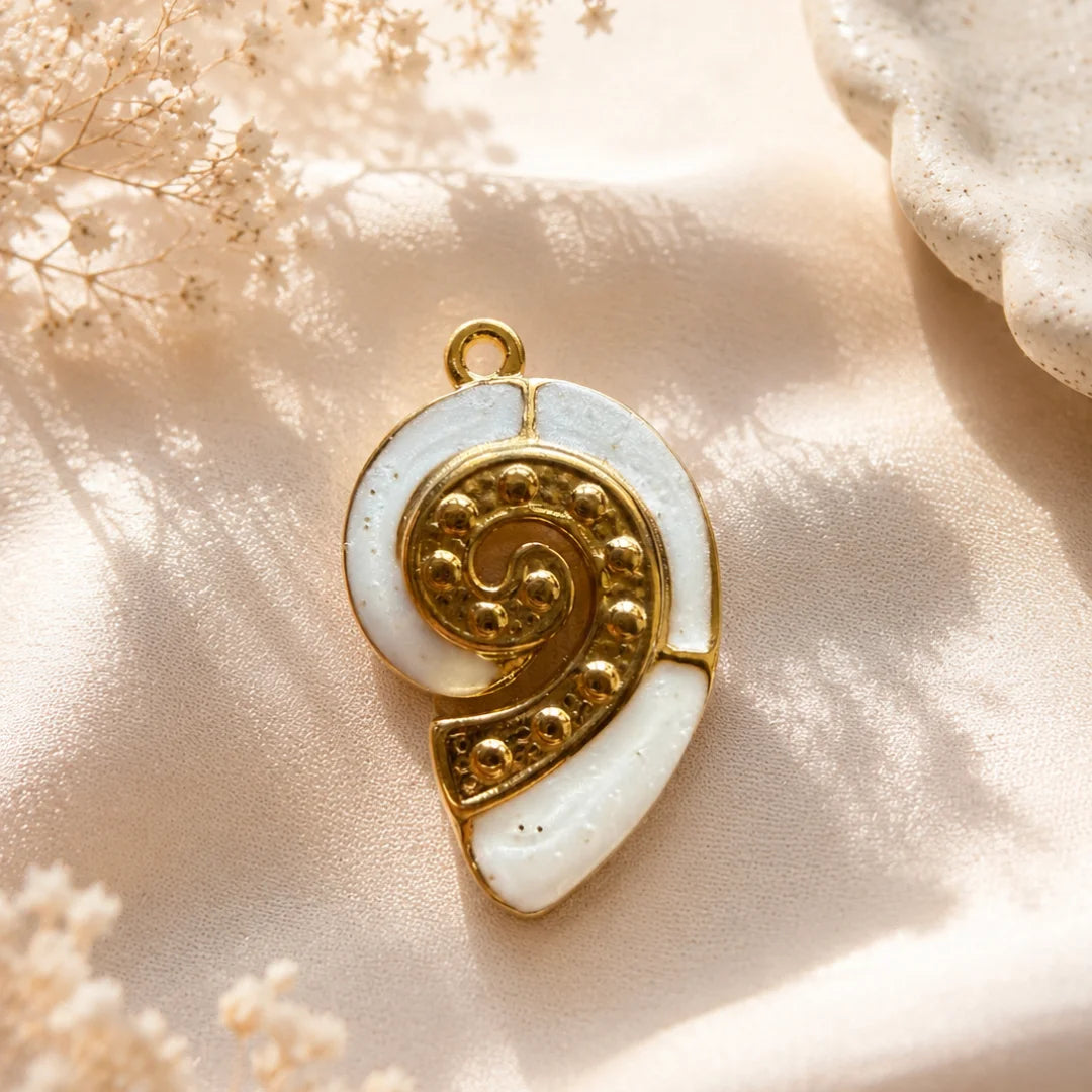 Stainless Steel | Gold Plated Conch Shell Pendant