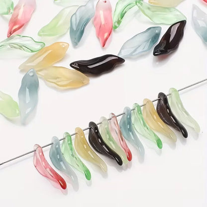 Sea Grass Leaf Double Color Gradient Glass Beads