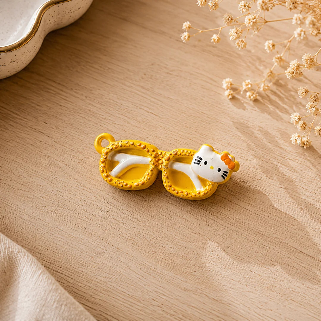 Sunglasses with Hello Kitty Faces Charms